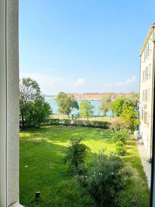 Heart Of Venice - Quiet & Central Apartment